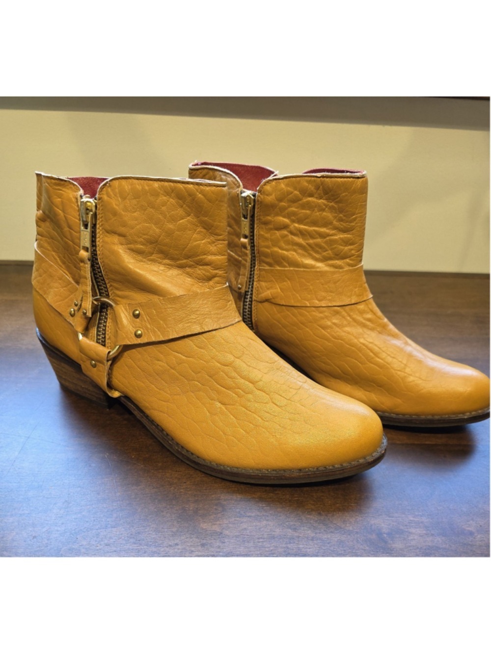 MATISSE "EZRaH"~WOMEN'S TAN PEBBLED LEATHER SHORT BOOTS-SZ:7M